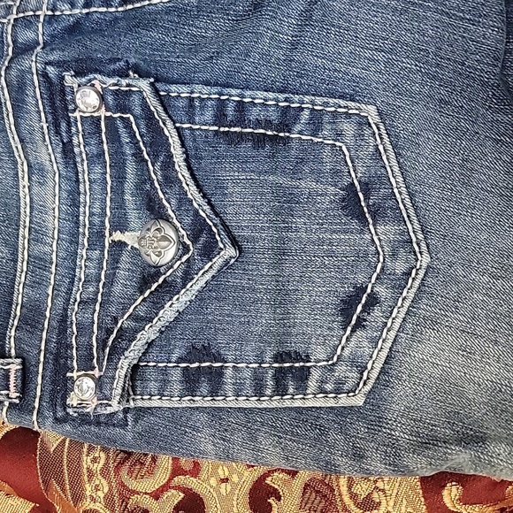 (J12) Miss Me Bermuda Juniors sz 14 - Picture 6 of 8